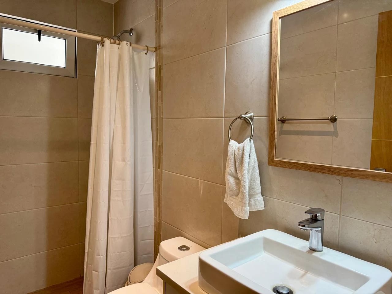 APARTAMENTO AMUEBLADO EN VENTA EN ZONA 10 CITY HAUS — Apartamento en Venta en City Haus, Zona 10, Guatemala, Ciudad — foto 11 de 17