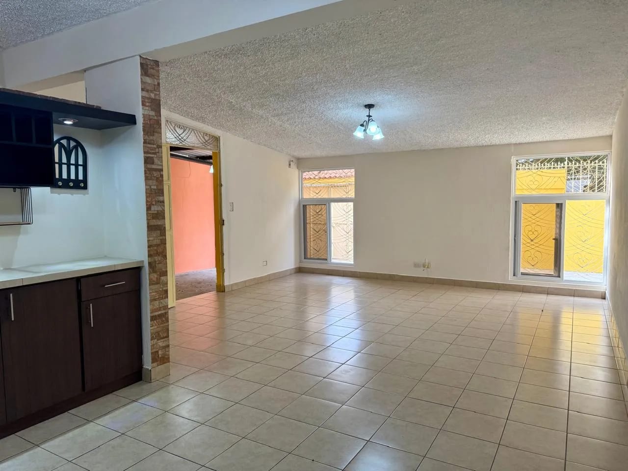 CASA EN VENTA EN ZONA 7. CIUDAD DE PLATA II — Casa en Venta en Ciudad de Plata, Zona 7, Guatemala, Ciudad — foto 1 de 17