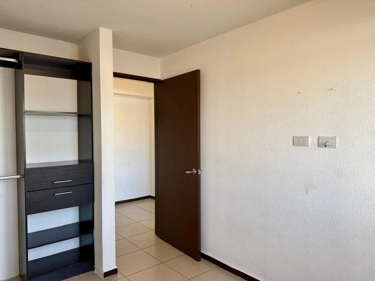 APARTAMENTO EN RENTA EN ZONA 11, PARQUE 11 — Apartamento en Alquiler en Parque 11, Zona 11, Guatemala, Ciudad — foto 9 de 17