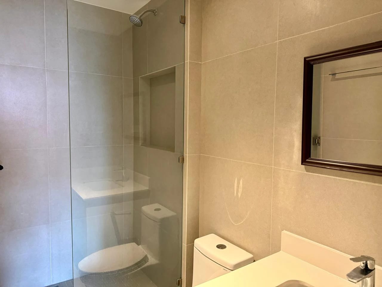 APARTAMENTO EN RENTA EN ZONA 10, REFORMA 10 — Apartamento en Alquiler en Reserva Diez, Zona 10, Guatemala, Ciudad — foto 6 de 17