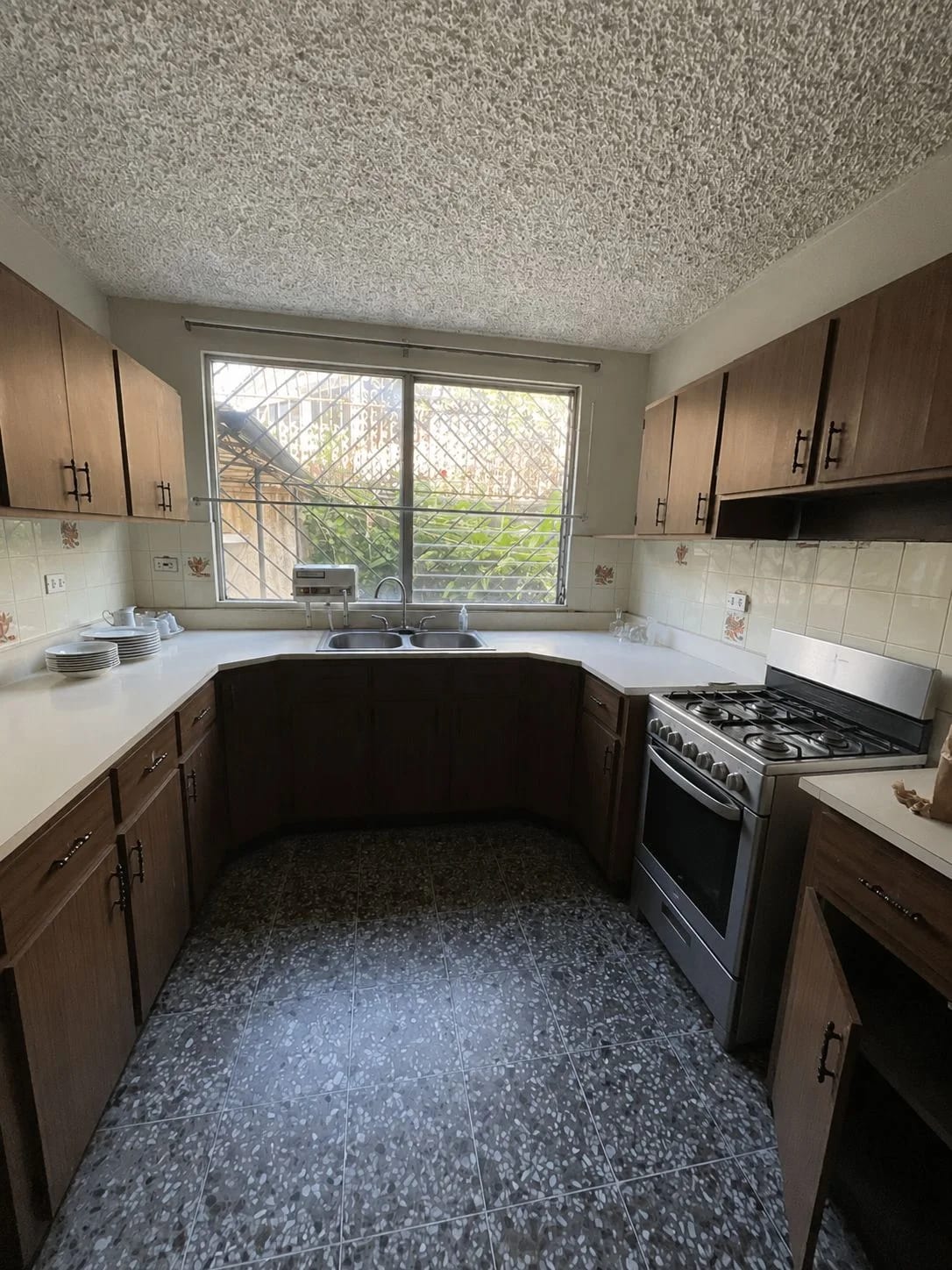 CASA EN VENTA EN ZONA 11, EN RESIDENCIAL — Casa en Venta en Zona 11, Guatemala, Ciudad — foto 4 de 10
