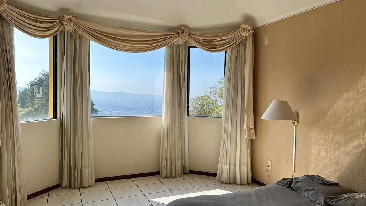 CASA EN VENTA EN CARRETERA A EL SALVADOR, KM 18.5, ACCESO POR LA BRECHA — Casa en Venta en Bosques de Villa Verde, Carretera a El Salvador, Guatemala, Ciudad — foto 14 de 16