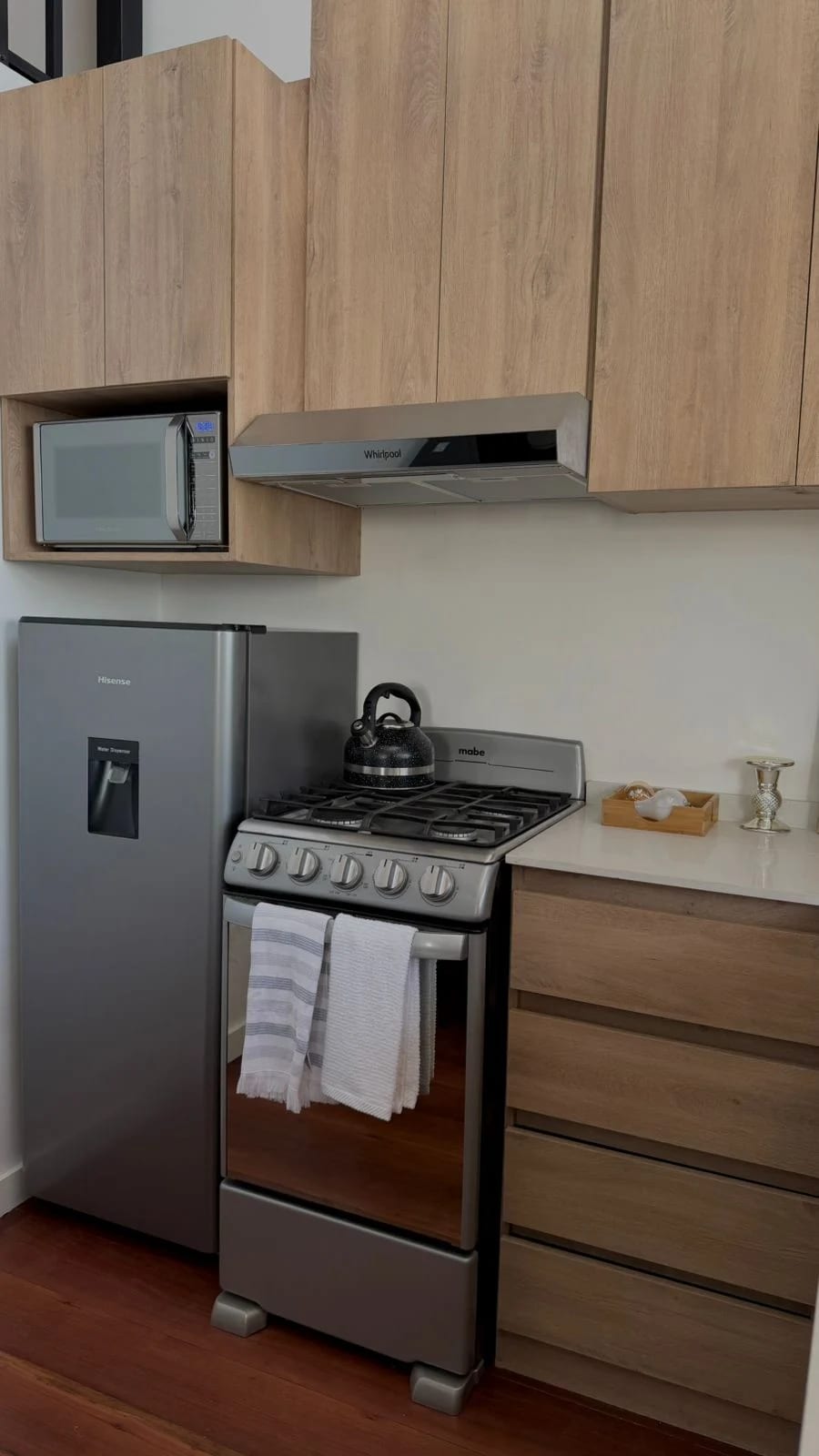 PROPIEDAD EN VENTA EN IZABAL, A ORILLA DEL LAGO — Casa vacacional en Venta en El Estor, Izabal — foto 6 de 15