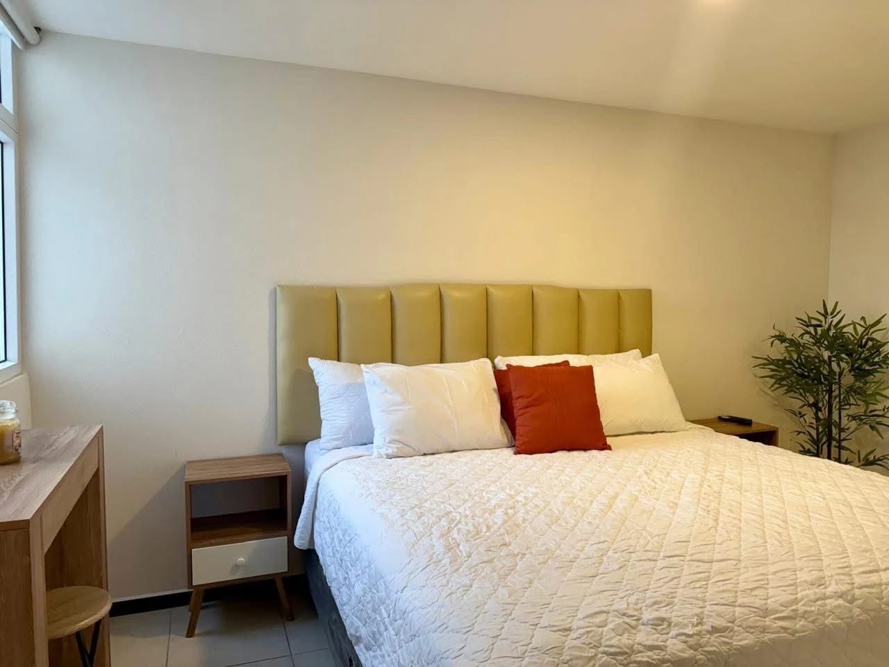 APARTAMENTO AMUEBLADO EN RENTA EN ZONA 11, PARQUE SAN JORGE — Apartamento en Alquiler en Parque San Jorge, Zona 11, Guatemala, Ciudad — foto 5 de 17