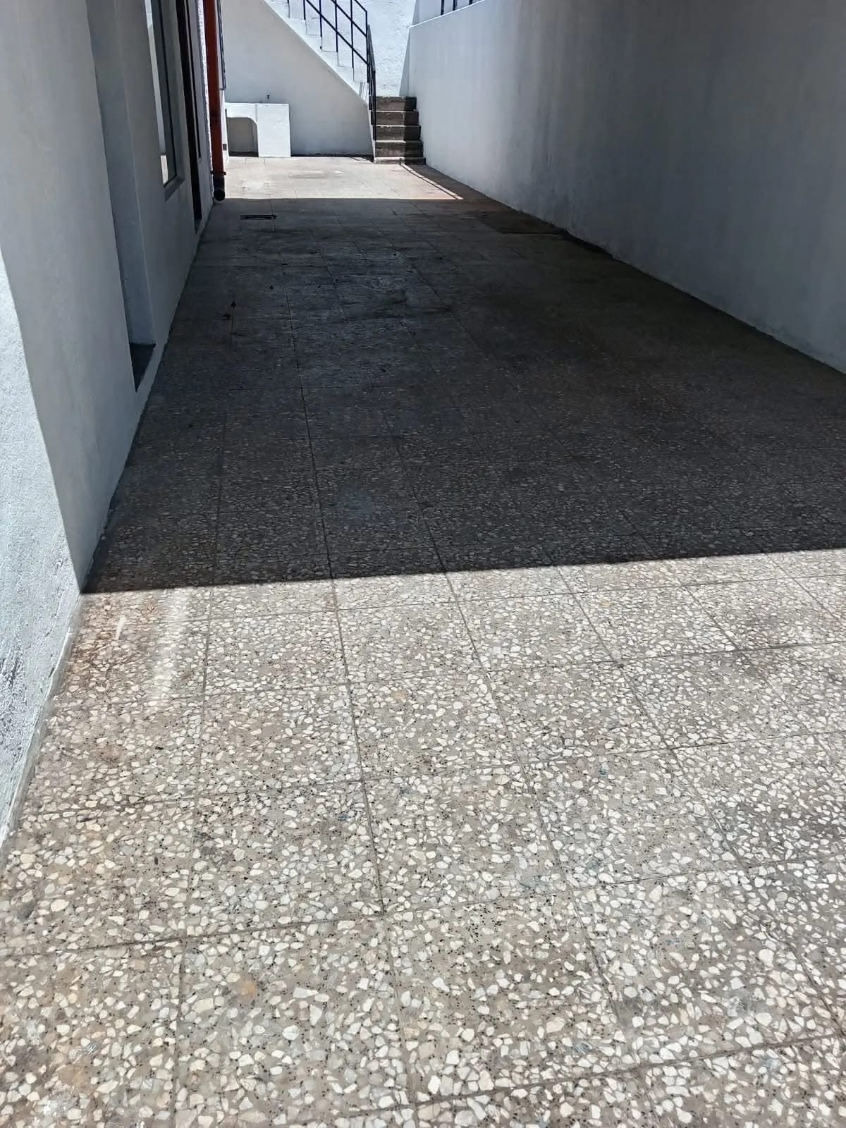 CASA EN VENTA EN ZONA 11, COLONIA GRANAI I — Casa en Venta en Granai & Townson, Zona 11, Guatemala, Ciudad — foto 3 de 17