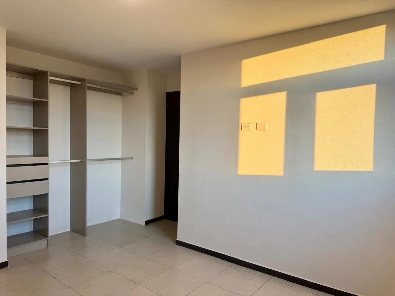 APARTAMENTO EN VENTA EN ZONA 11, PARQUE SAN JORGE — Apartamento en Venta en Parque San Jorge, Zona 11, Guatemala, Ciudad — foto 11 de 16
