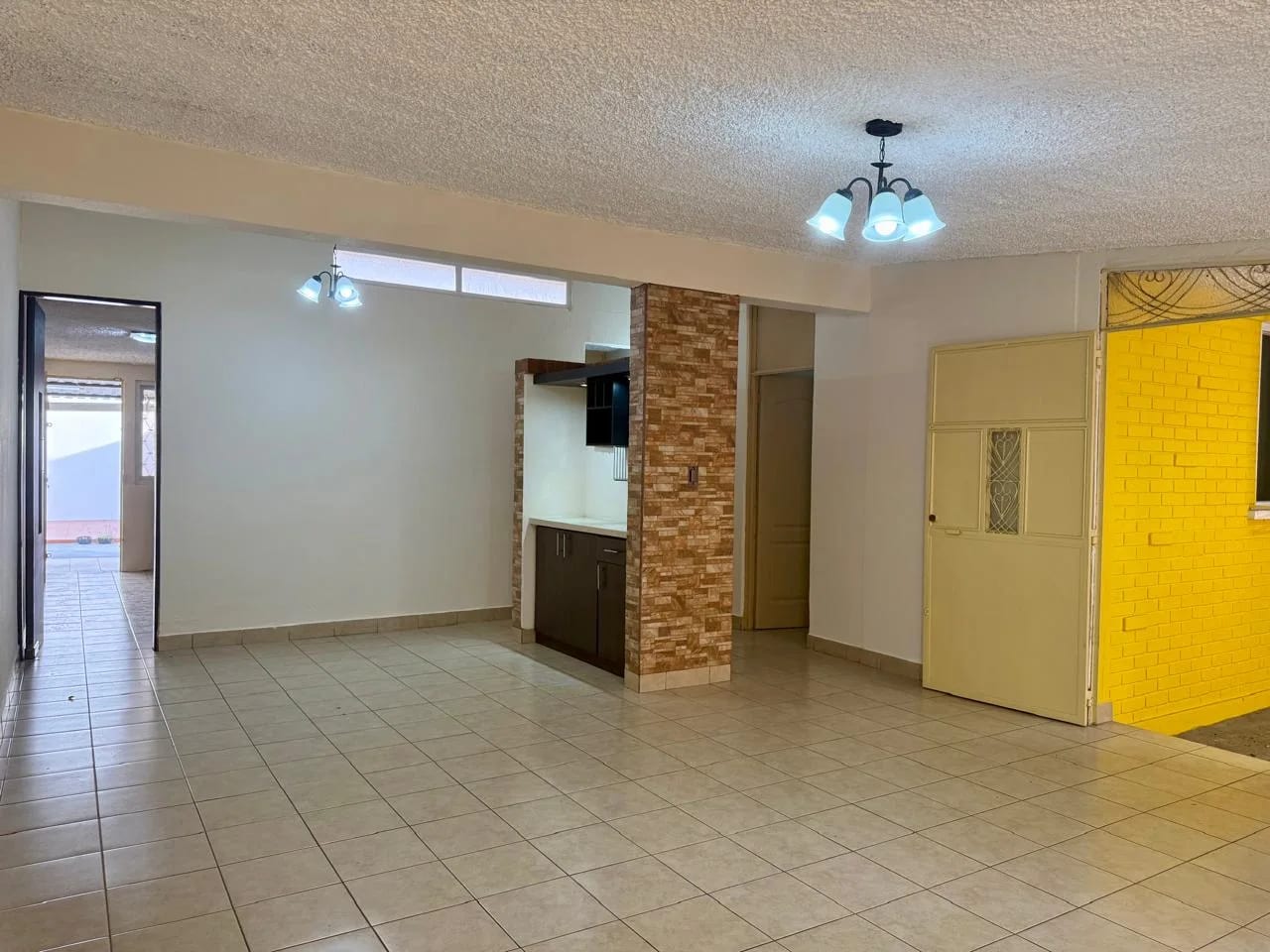 CASA EN VENTA EN ZONA 7, CIUDAD DE PLATA — Casa en Venta en Ciudad de Plata, Zona 7, Guatemala, Ciudad — foto 2 de 17