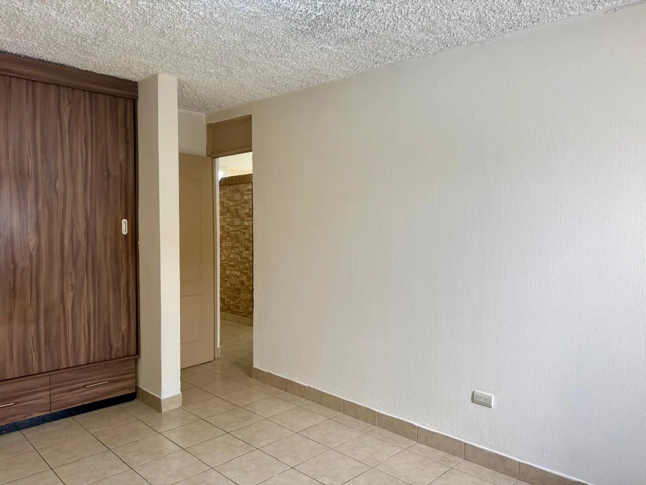 CASA EN VENTA EN ZONA 7, CIUDAD DE PLATA — Casa en Venta en Ciudad de Plata, Zona 7, Guatemala, Ciudad — foto 6 de 17
