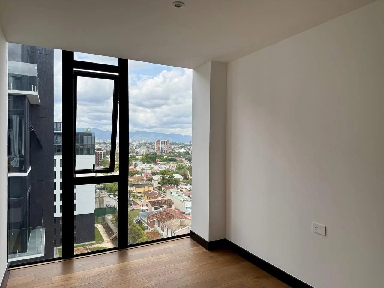 APARTAMENTO EN VENTA EN ZONA ,VILLA MARISCAL — Apartamento en Venta en Villa Mariscal, Zona 11, Guatemala, Ciudad — foto 4 de 17