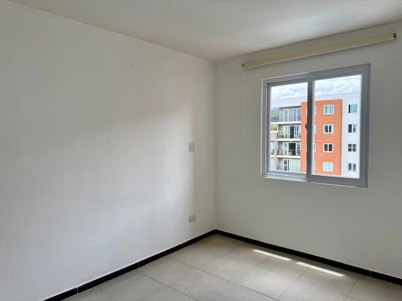 APARTAMENTO EN RENTA EN ZONA 11, PARQUE 11 — Apartamento en Alquiler en Parque 11, Zona 11, Guatemala, Ciudad — foto 9 de 16