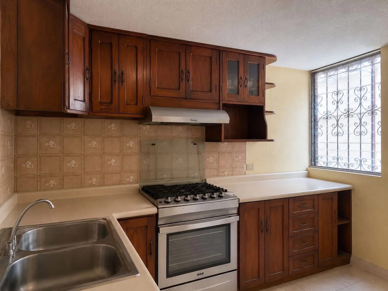 Casa en Venta en Zona 11, en Condominio — Casa en Alquiler en Colonia Mariscal, Zona 11, Guatemala, Ciudad — foto 6 de 16