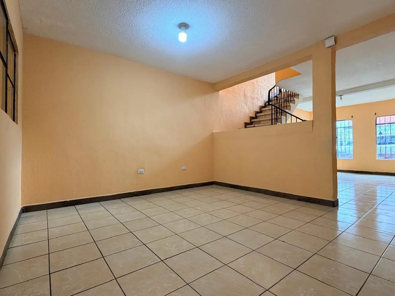 Casa en Venta en Villa Lobos, Villa Nueva — Casa en Venta en Villa Nueva, Guatemala, Ciudad — foto 3 de 17