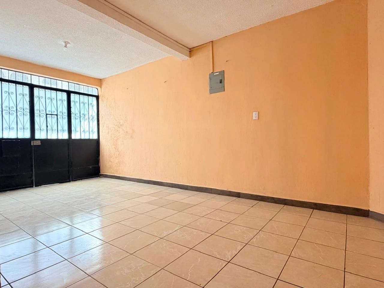 Casa en Venta en Villa Lobos, Villa Nueva — Casa en Venta en Villa Nueva, Guatemala, Ciudad — foto 1 de 17