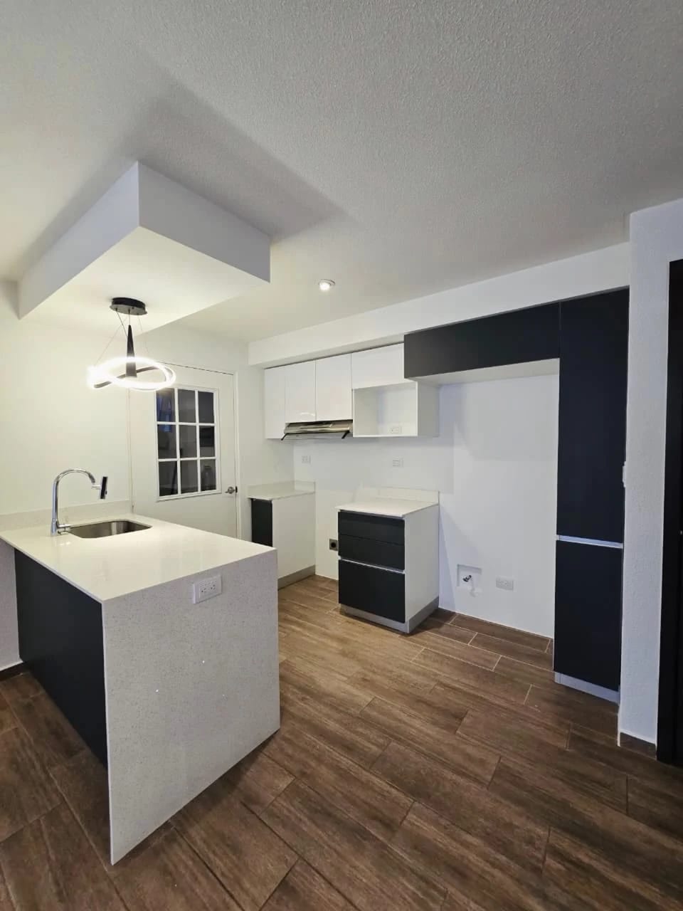 Apartamento en Venta en Zona 7. Parque Mateo — Apartamento en Venta en Parque Mateo, Zona 7, Guatemala, Ciudad — foto 3 de 14