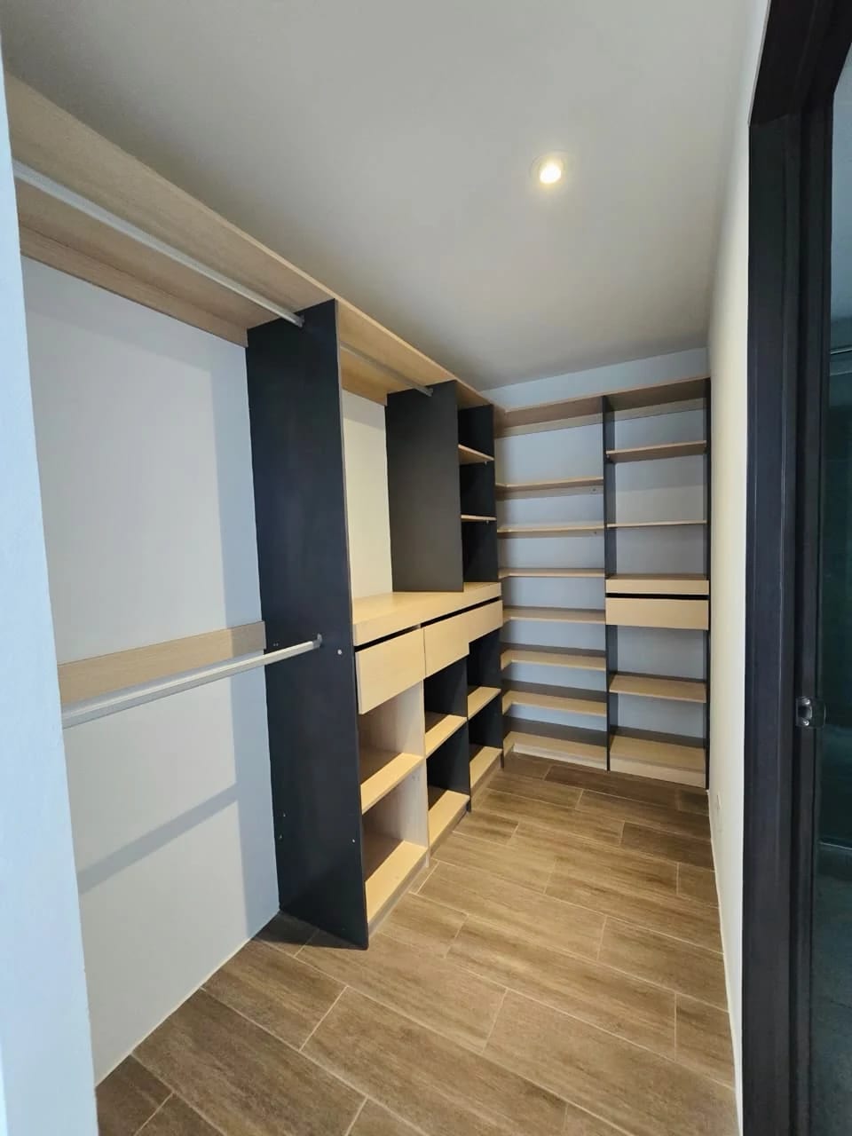 Apartamento en Venta en Zona 7. Parque Mateo — Apartamento en Venta en Parque Mateo, Zona 7, Guatemala, Ciudad — foto 8 de 14