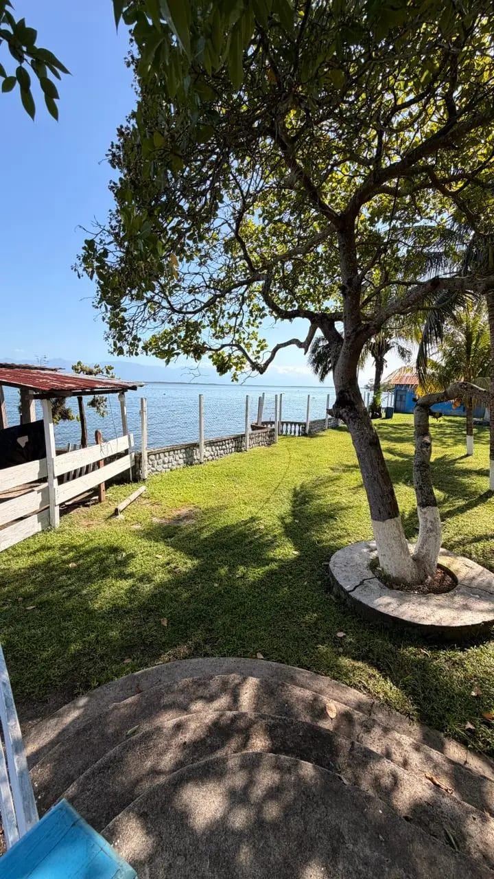 Terreno en Venta en el Estor, Izabal — Terreno en Venta en El Estor, Izabal — foto 1 de 6