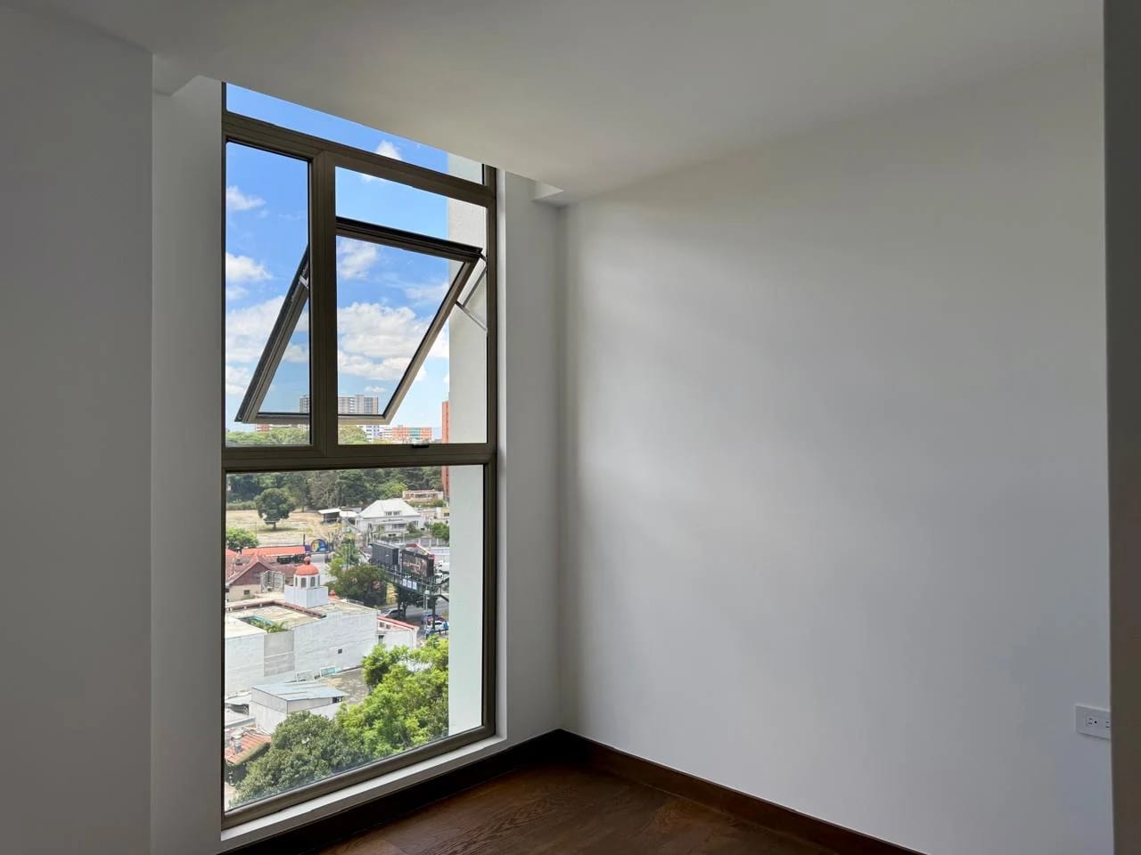 Apartamento en Venta en Zona 10, Atarah — Apartamento en Venta en Atarah, Zona 10, Guatemala, Ciudad — foto 10 de 17
