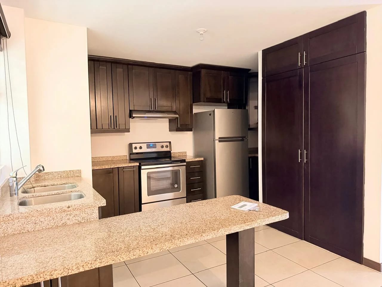 Apartamento en Renta en Zona 11, Santa María de las Charcas — Apartamento en Alquiler en Santa María de Las Charcas, Zona 11, Guatemala, Ciudad — foto 2 de 12