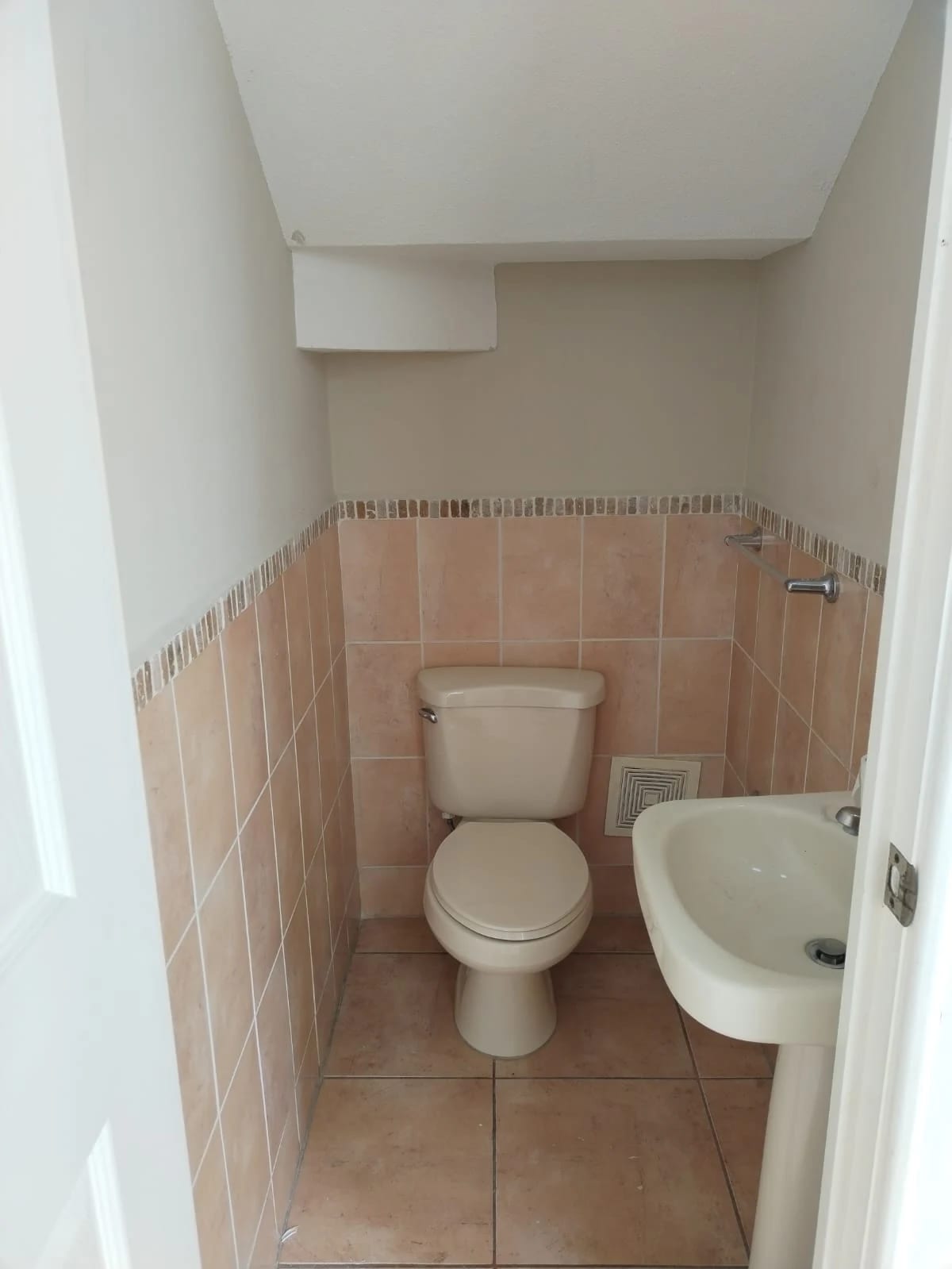 Casa en Venta en Codado Naranjo â Casa en Venta en Condado Naranjo, Zona 4 Mixco, Guatemala, Ciudad â foto 4 de 16