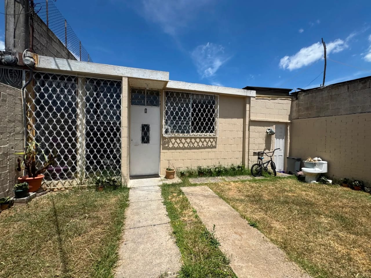 Casa en Venta en Lomas de Portugal, Zona 1 de Mixco — Casa en Venta en Zona 1 Mixco, Guatemala, Ciudad — foto 4 de 13