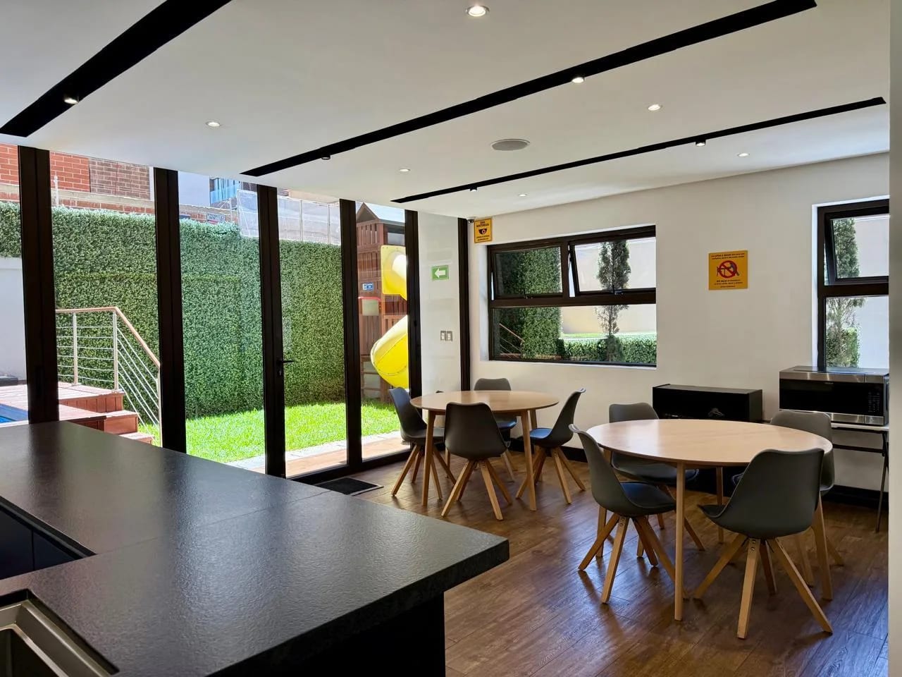 Apartamento Amueblado en Renta / Venta en Zona 10, Vivalt — Apartamento en Alquiler en Vivalt, Zona 10, Guatemala, Ciudad — foto 10 de 14
