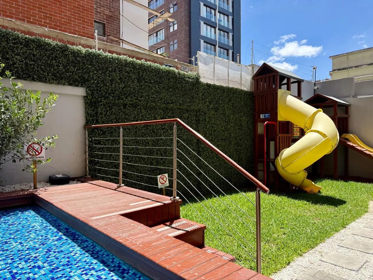 Apartamento Amueblado en Renta / Venta en Zona 10, Vivalt — Apartamento en Alquiler en Vivalt, Zona 10, Guatemala, Ciudad — foto 11 de 14