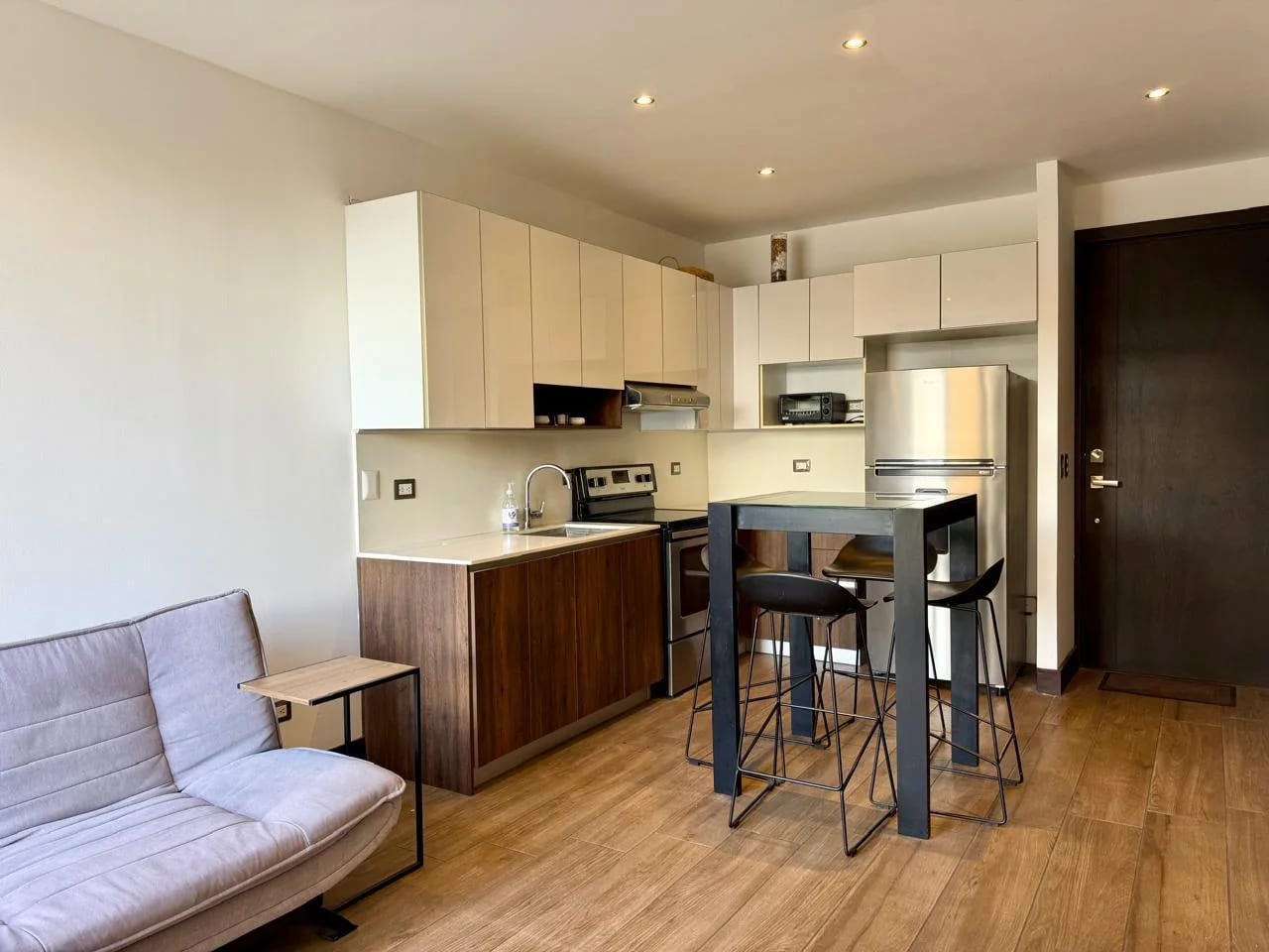 Apartamento Amueblado en Renta / Venta en Zona 10, Vivalt — Apartamento en Alquiler en Vivalt, Zona 10, Guatemala, Ciudad — foto 2 de 14