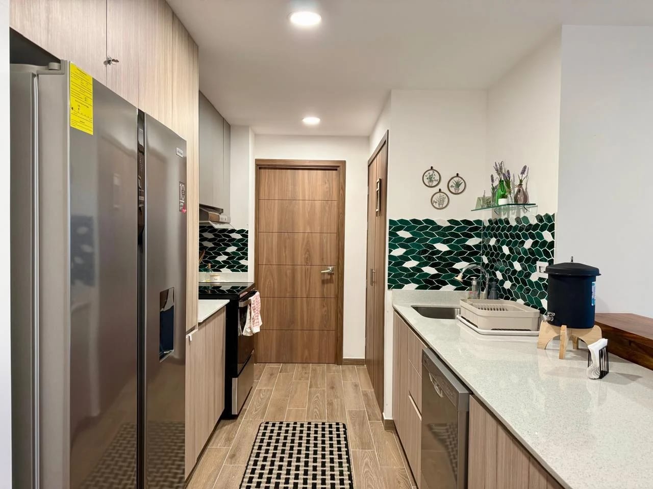 Apartamento Amueblado y Equipado en Renta en Zona 14, Parque 14 — Apartamento en Alquiler en Parque 14, Zona 14, Guatemala, Ciudad — foto 4 de 17