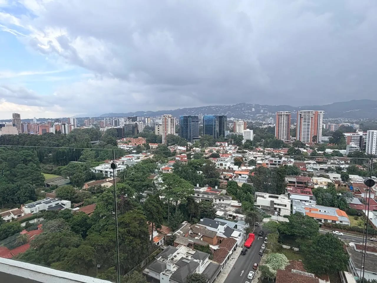 Apartamento en Venta en Zona 14, Parque 14 — Apartamento en Venta en Parque 14, Zona 14, Guatemala, Ciudad — foto 5 de 16