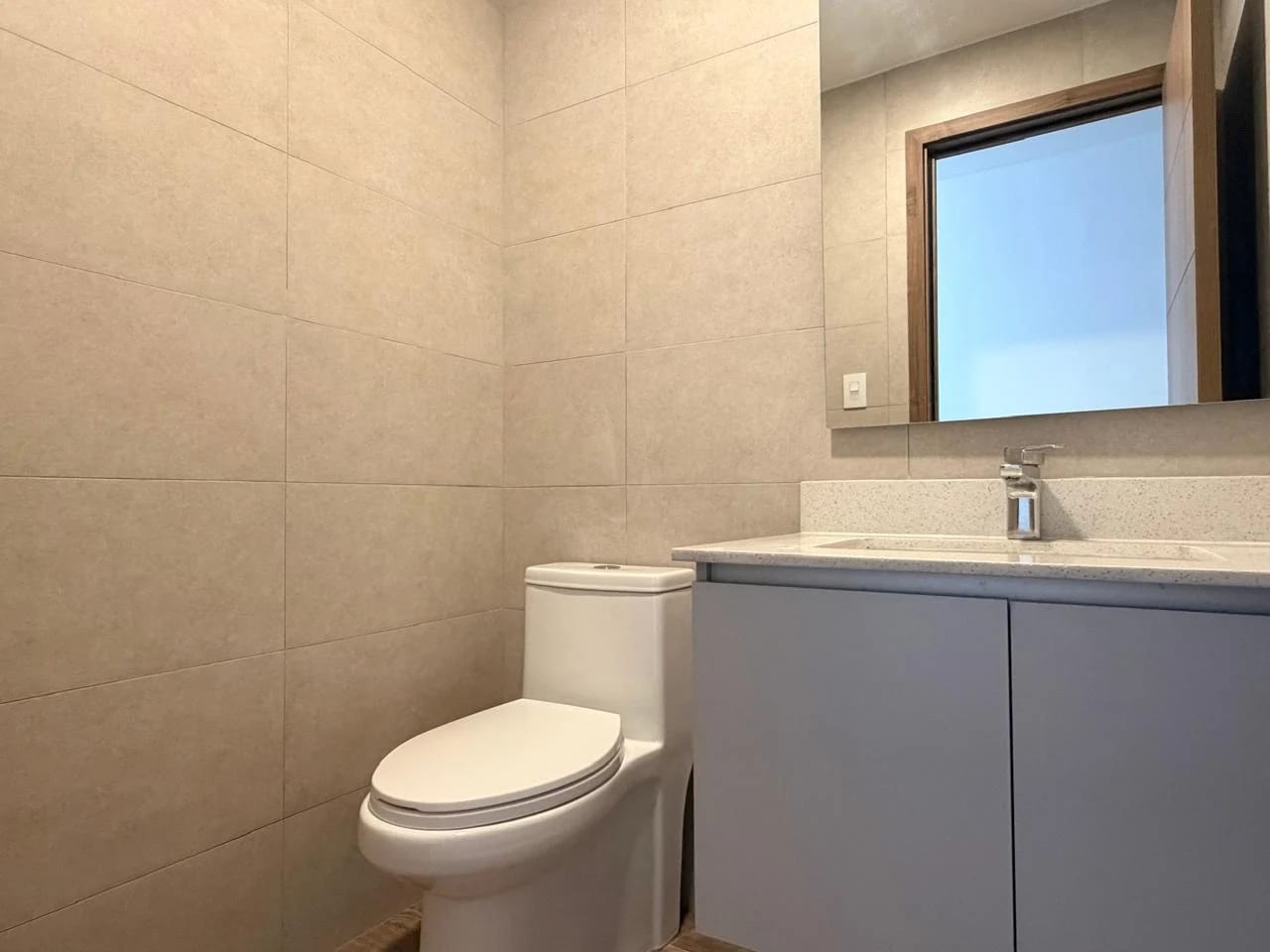 Apartamento en Venta en Zona 14, Parque 14 — Apartamento en Venta en Parque 14, Zona 14, Guatemala, Ciudad — foto 12 de 16
