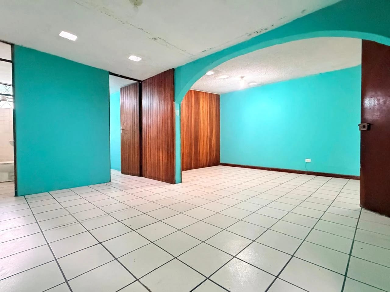 Casa en Venta en Zona 5, Dentro de Garita — Casa en Venta en Jardines de La Asunción, Zona 5, Guatemala, Ciudad — foto 2 de 12