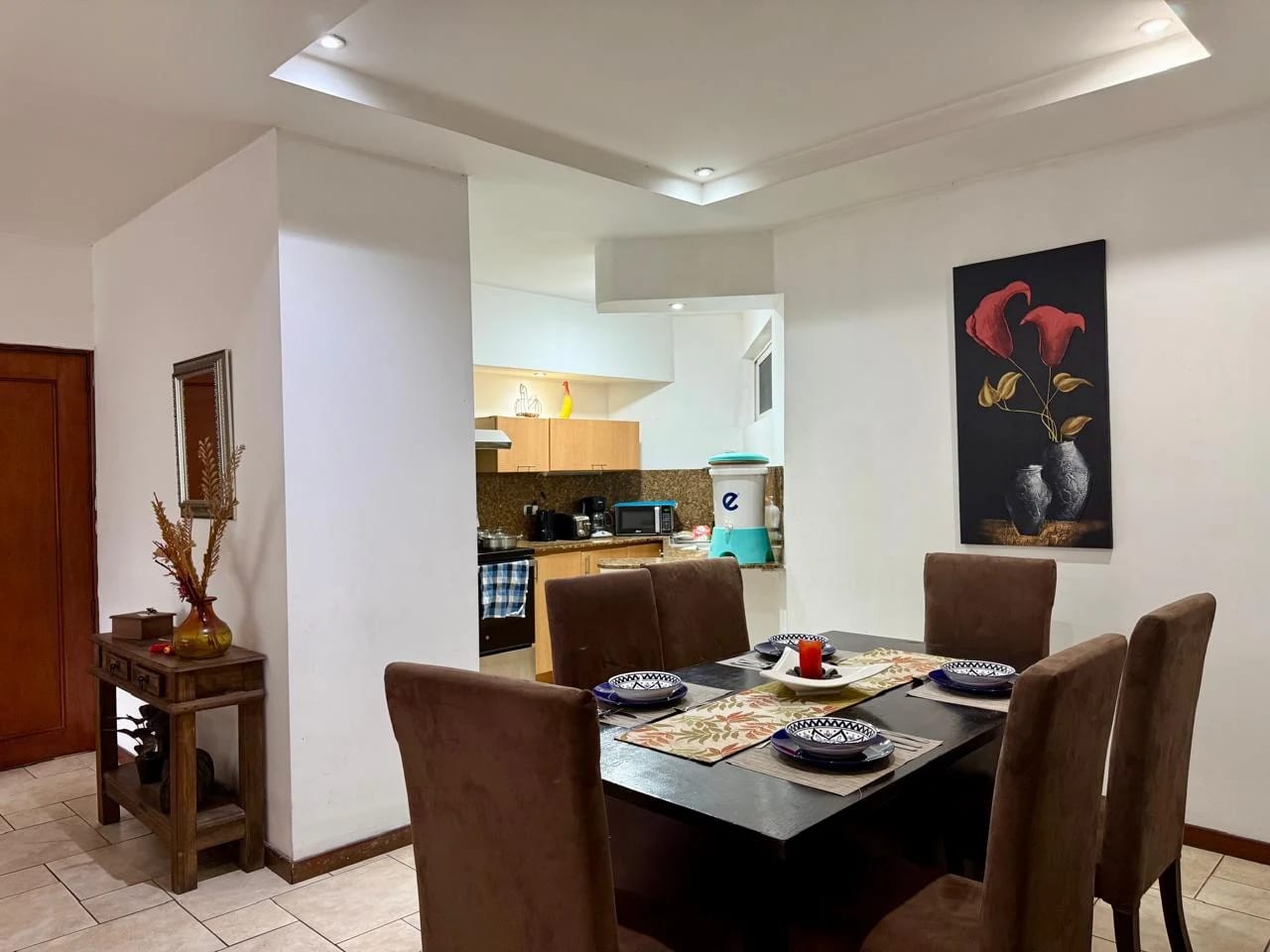 Apartamento Amueblado en Venta / Renta en Carretera a el Salvador — Apartamento en Venta en Carretera a El Salvador, Guatemala, Ciudad — foto 5 de 17