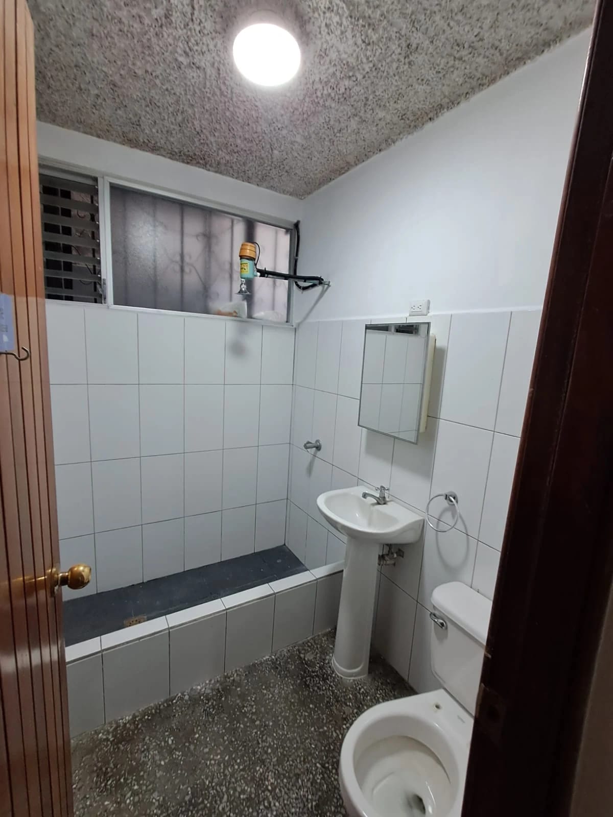 Apartamento en Renta en Zona 15. Colonia el Maestro II — Apartamento en Alquiler en Colonia El Maestro, Zona 15, Guatemala, Ciudad — foto 10 de 10