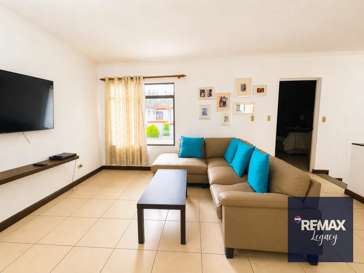 Casa en Venta | Portal de San Isidro I | Zona 16 — Casa en Venta en San Isidro, Zona 16, Guatemala, Ciudad — foto 3 de 15