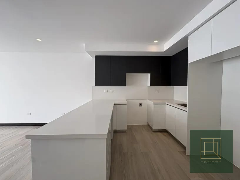 Apartamento en Renta, Edificio Iridia zona 13 — Apartamento en Alquiler en Zona 13, Guatemala, Ciudad — foto 2 de 10