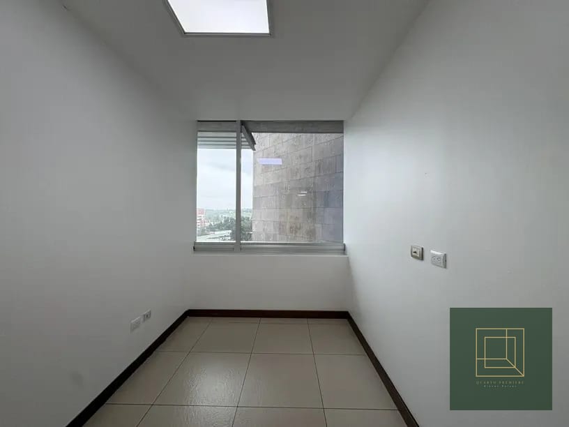 Oficina en renta, edificio Avante zona 15 — Oficina en Alquiler en Avante, Zona 15, Guatemala, Ciudad — foto 6 de 8