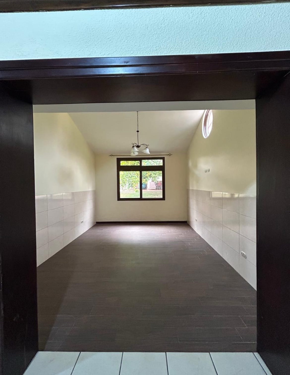 Casa de un nivel, dentro de un terreno de solo 5 casas km 21.5 carretera a El Salvador — Casa en Alquiler en Carretera a El Salvador, Guatemala, Ciudad — foto 6 de 14