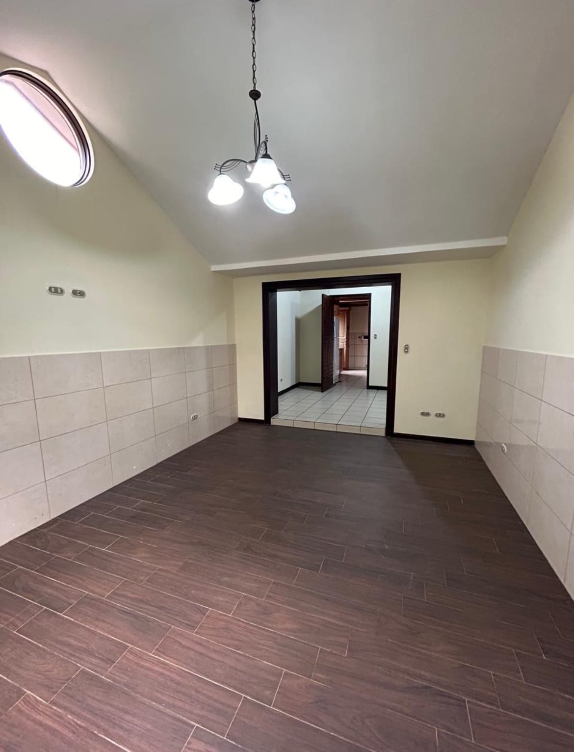 Casa de un nivel, dentro de un terreno de solo 5 casas km 21.5 carretera a El Salvador — Casa en Alquiler en Carretera a El Salvador, Guatemala, Ciudad — foto 7 de 14