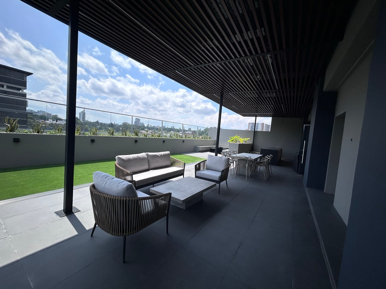 Espectacular ubicación, vista y convivencia Spazio Residencias Z 15 — Apartamento en Alquiler en Spazio, Zona 15, Guatemala, Ciudad — foto 15 de 17