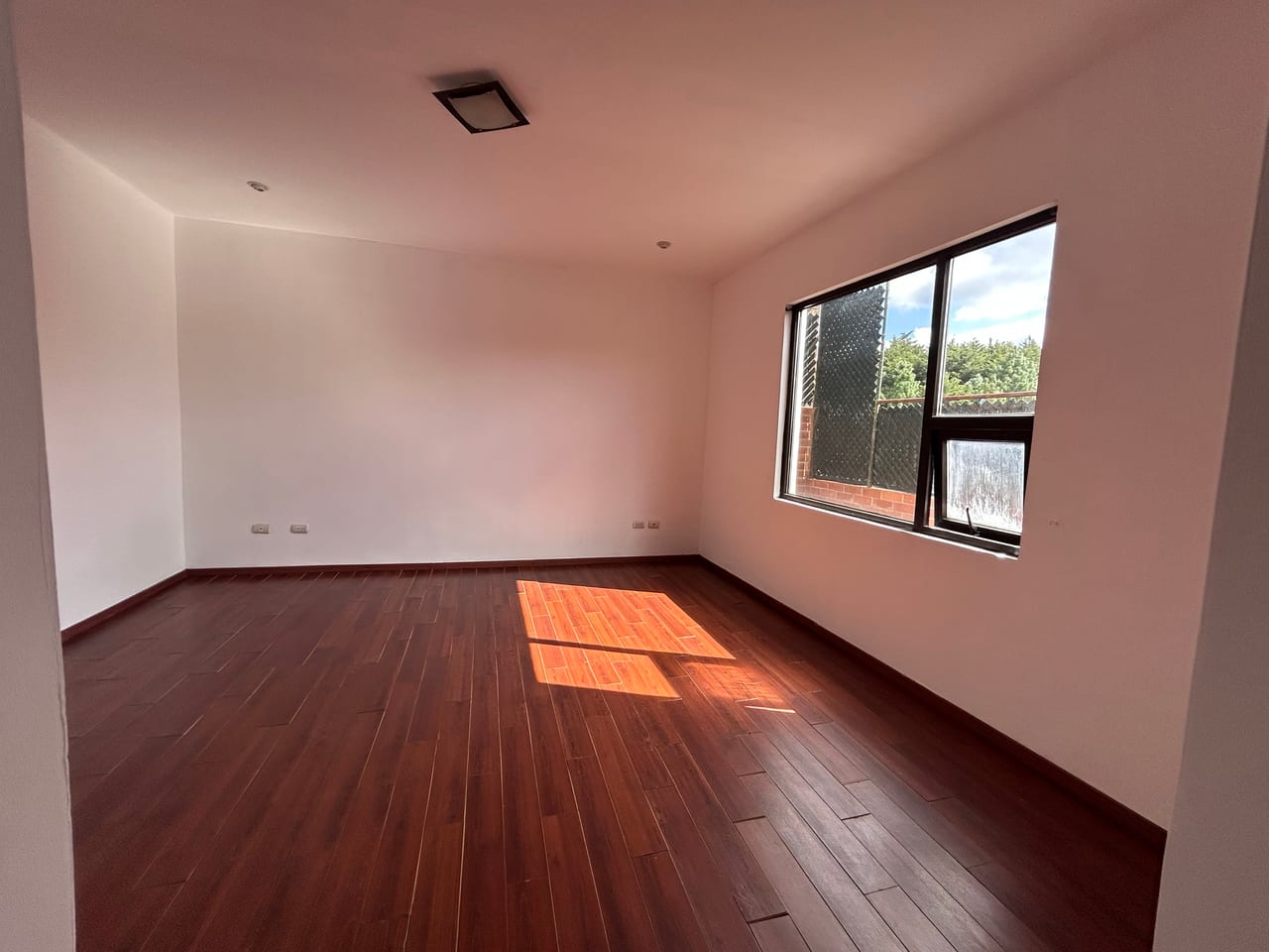 Buenafuente km 16.5 Carretera a El Salvador casa de un nivel en venta — Casa en Venta en Buena Fuente, Carretera a El Salvador, Guatemala, Ciudad — foto 10 de 17
