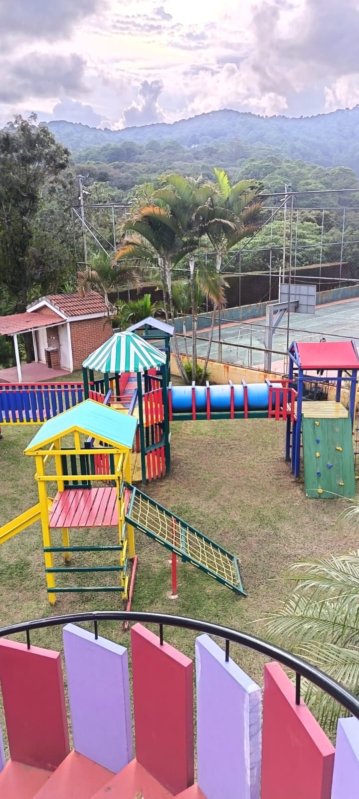 El Encinal a solo 5 minutos del club la montaña, linda casa en venta — Casa en Venta en Zona 6 Mixco, Guatemala, Ciudad — foto 7 de 17