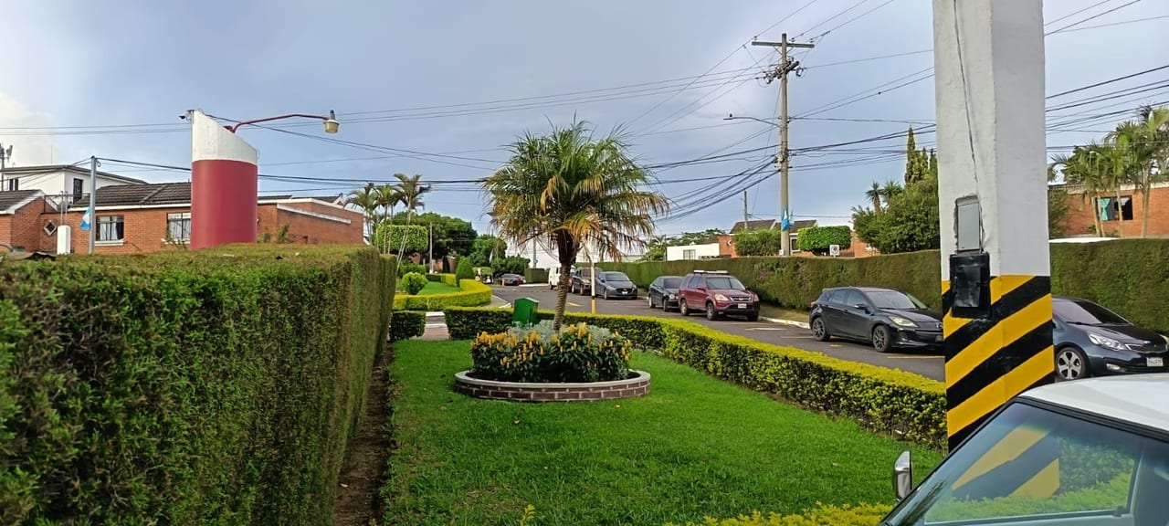 El Encinal a solo 5 minutos del club la montaña, linda casa en venta — Casa en Venta en Zona 6 Mixco, Guatemala, Ciudad — foto 8 de 17