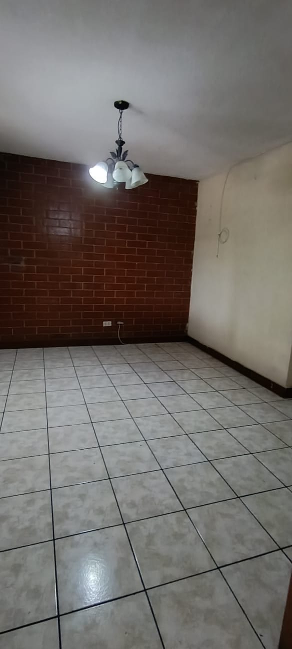 El Encinal a solo 5 minutos del club la montaña, linda casa en venta — Casa en Venta en Zona 6 Mixco, Guatemala, Ciudad — foto 17 de 17