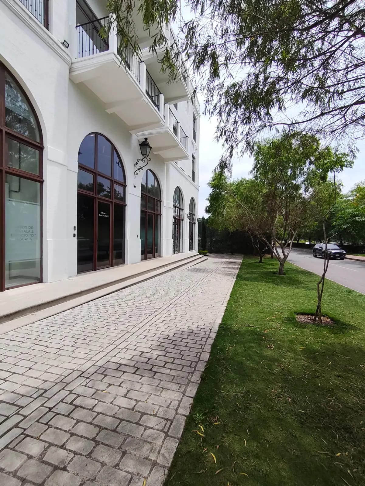 Preciosa y amplia oficina en Venta! Lirios 2, Cayalá — Oficina en Venta en Lirios de Cayalá II, Zona 16, Guatemala, Ciudad — foto 1 de 13
