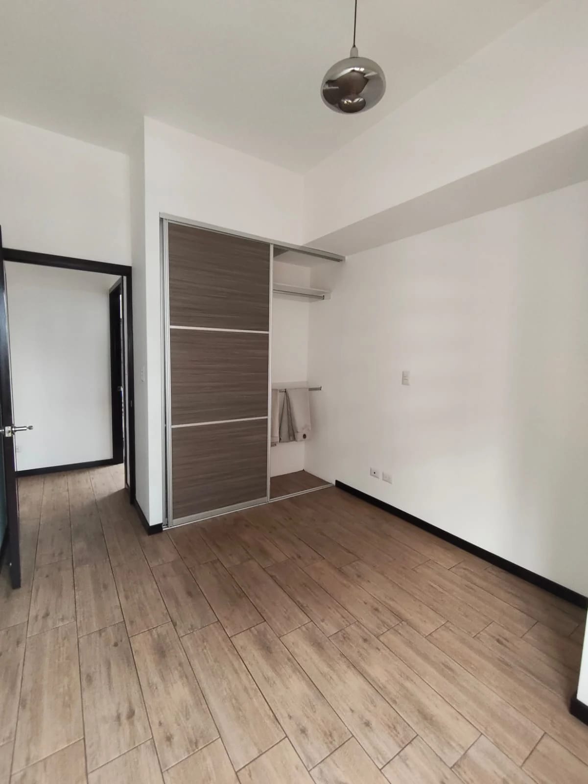 Apartamento en venta, Edificio Casalini zona 10 — Apartamento en Venta en Cassalini, Zona 10, Guatemala, Ciudad — foto 14 de 16