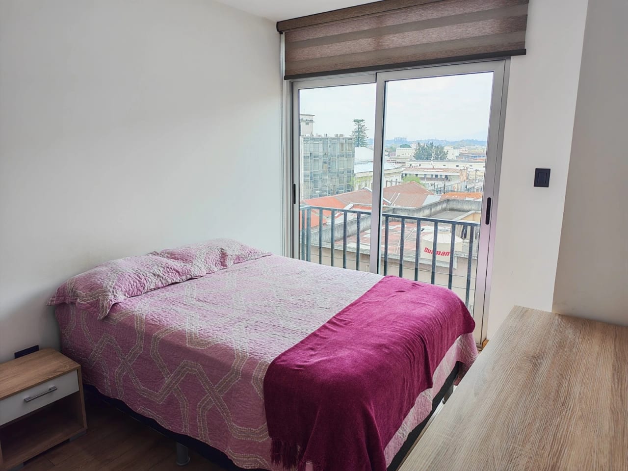 Renta de apartamento (amueblado) en zona 1 - Image 5