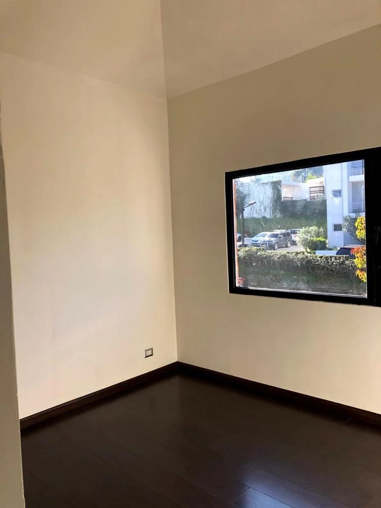 Apartamento en venta en zona 16. Villa Ensenada — Apartamento en Venta en Zona 16, Guatemala, Ciudad — foto 11 de 13