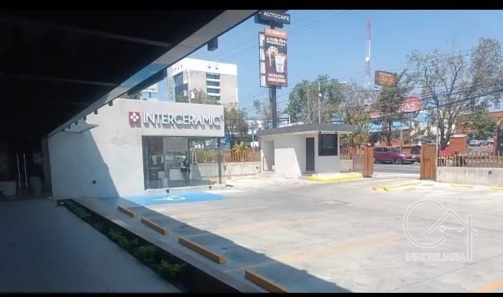 LOCAL en Venta - Plaza Luminare Roosevelth — Local en Alquiler en Zona 11, Guatemala, Ciudad — foto 4 de 7