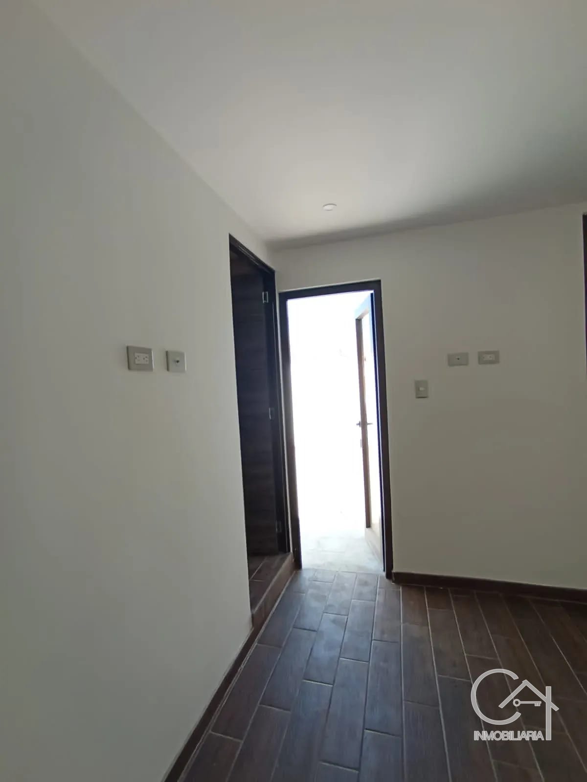 El Encanto zona 16 -Casa en renta — Casa en Alquiler en Zona 16, Guatemala, Ciudad — foto 8 de 15