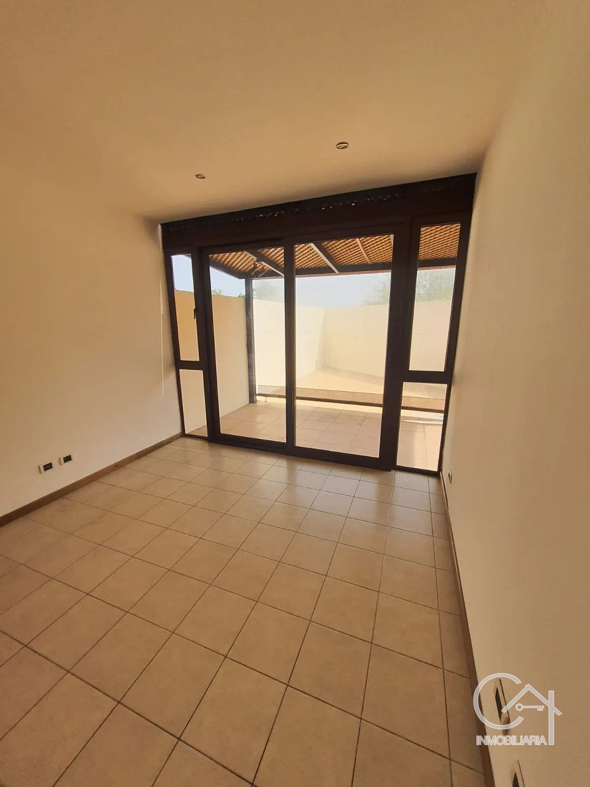 Apartamento en renta, El Robledal zona 15 — Apartamento en Alquiler en Zona 15, Guatemala, Ciudad — foto 5 de 6